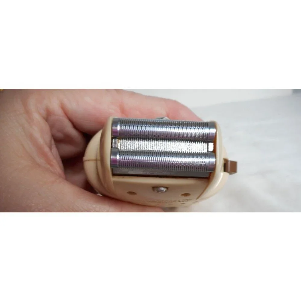 Vintage Schick Super Honed Electric Razor in case